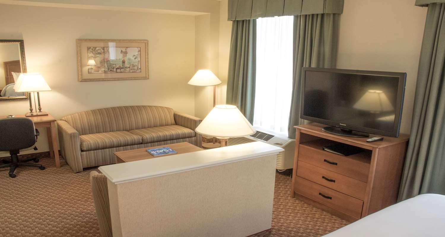 Best Western Plus Kendall Hotel & Suites The Crossings Exterior photo