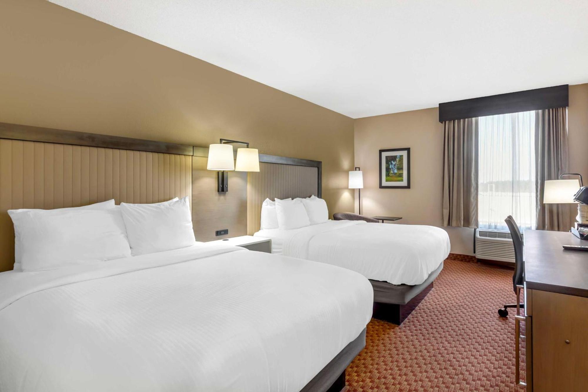 Best Western Plus Kendall Hotel & Suites The Crossings Exterior photo