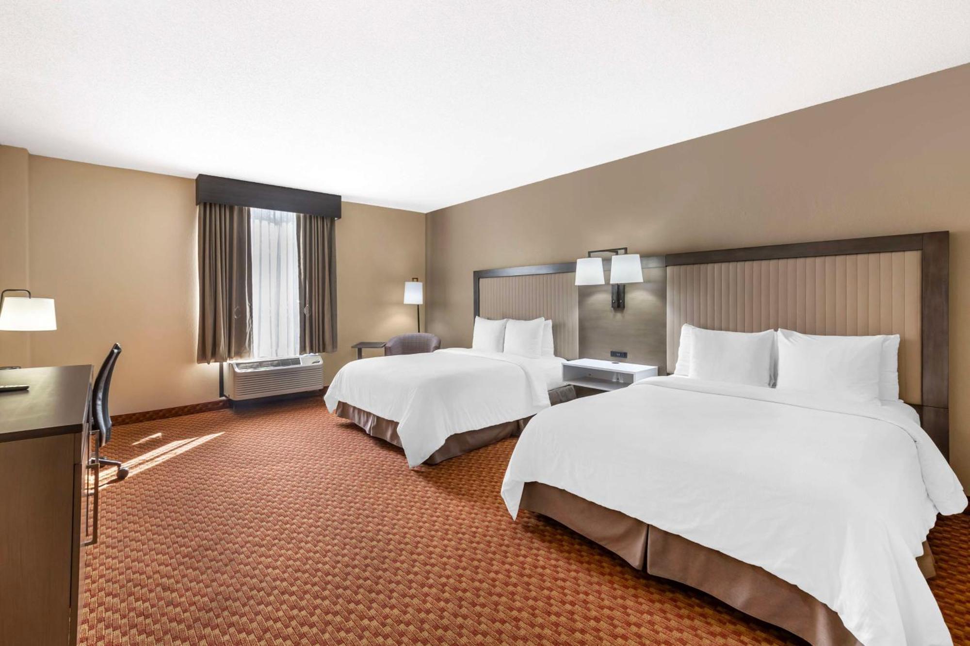 Best Western Plus Kendall Hotel & Suites The Crossings Exterior photo
